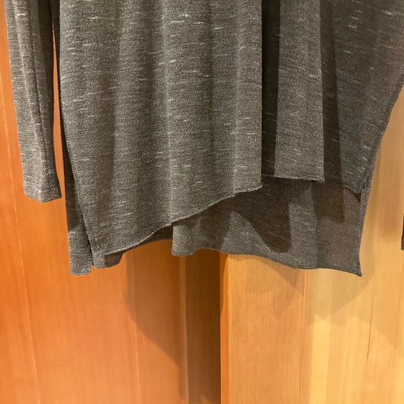 Aritzia Wilfred Brown Asymmetrical Hem Sweater - Picture 5 of 5